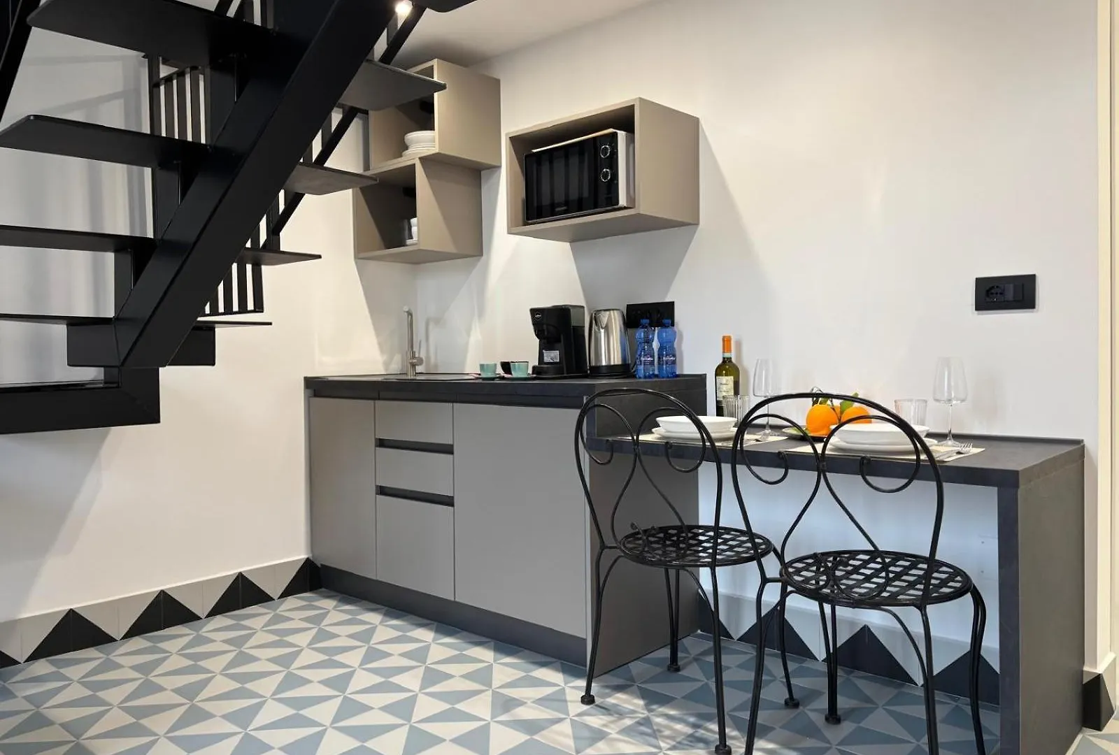Itaca Porto Loft& Rooms Milazzo 0*,